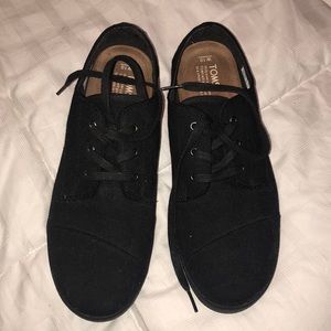Women’s Toms Shoes
